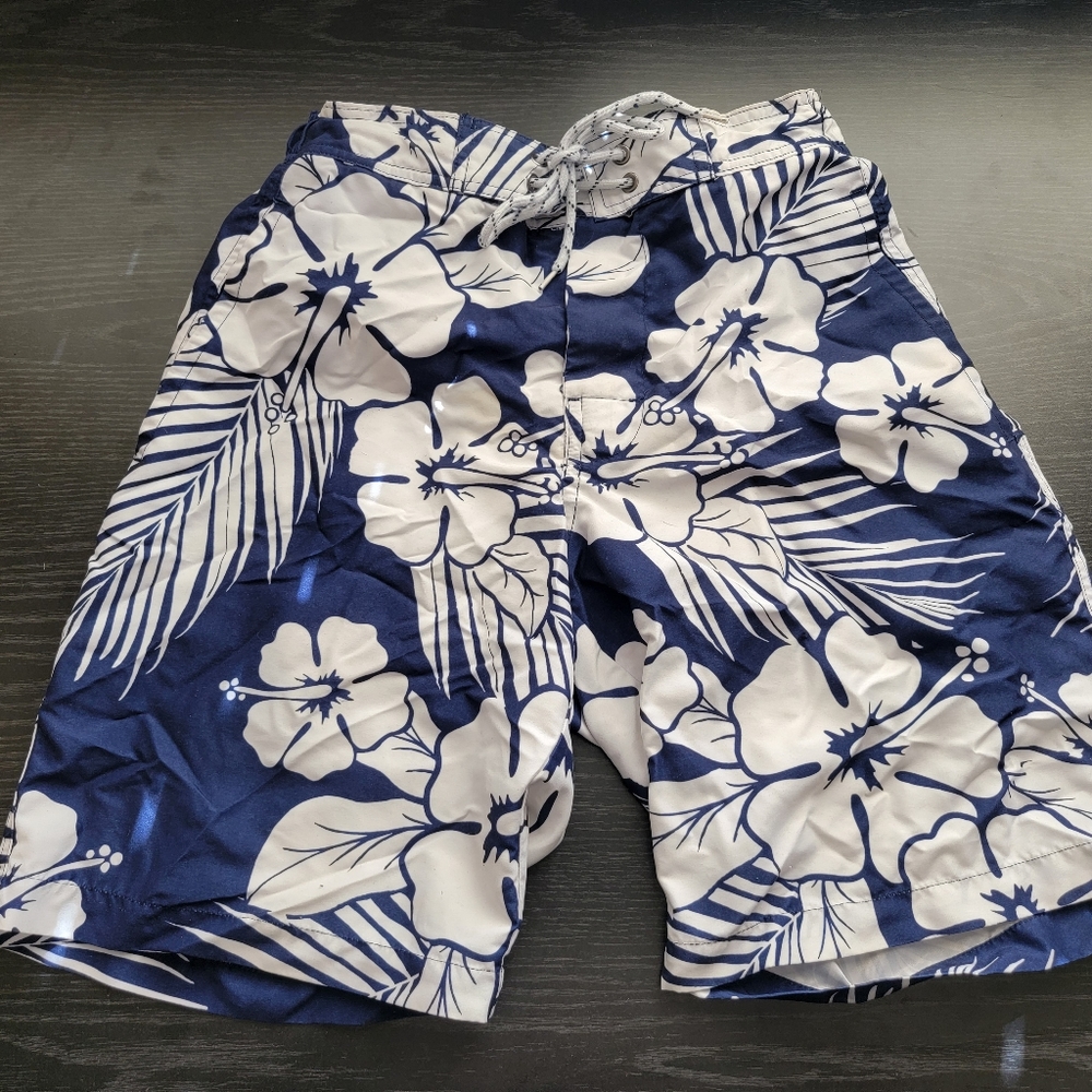 ST. JOHN'S BAY Men's Swim Trunks (S)